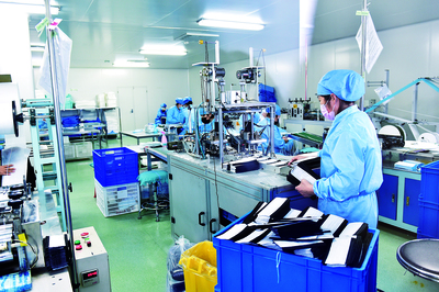 科技賦能，硬核支撐 長春戰(zhàn)“疫”中的防護(hù)用品生產(chǎn)紀(jì)實(shí)